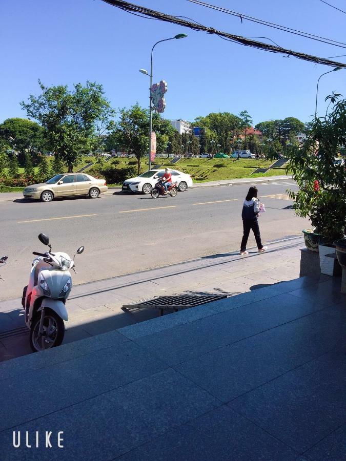Khach San Tan Thanh Dalat Bagian luar foto